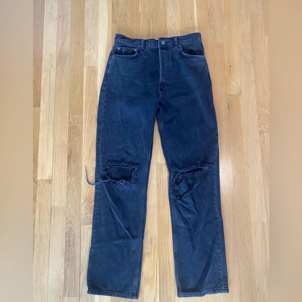 Reformation Cynthia High Rise Straight Jeans Black Ripped Size 27 - Picture 7 of 14